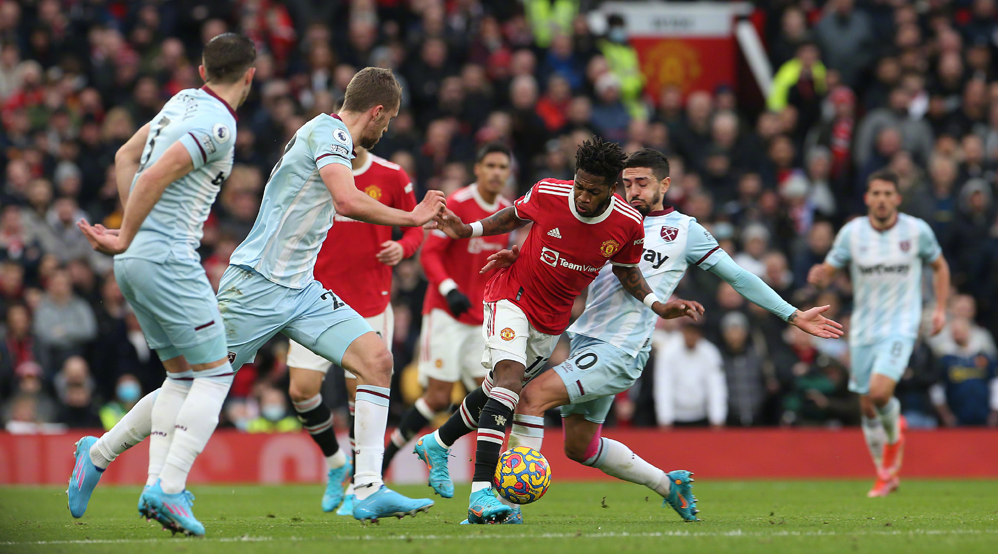 的中后卫加 的中后卫加